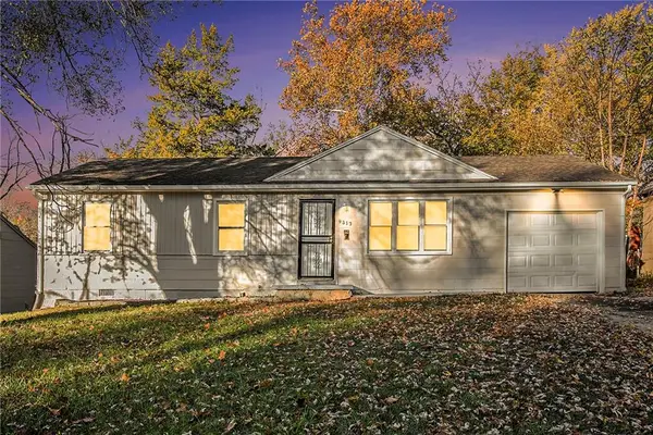 9812 Marsh Avenue, Kansas City, MO 64134