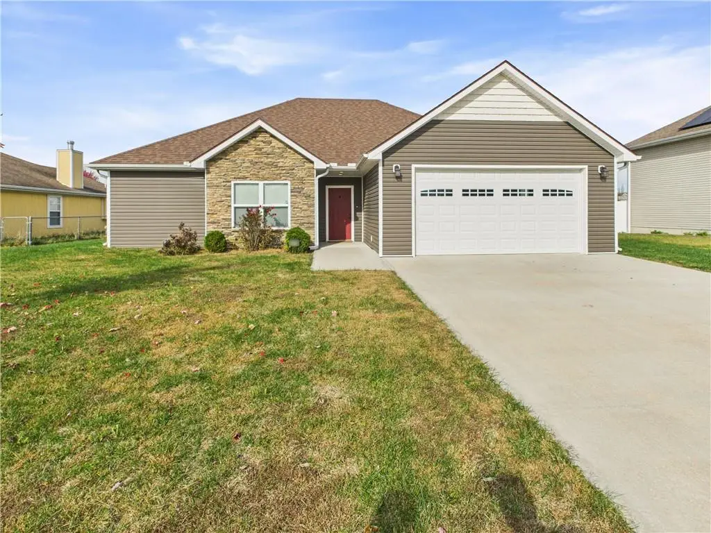 1604 W 6th Street Terrace, Knob Noster, MO 65336 - Image #1