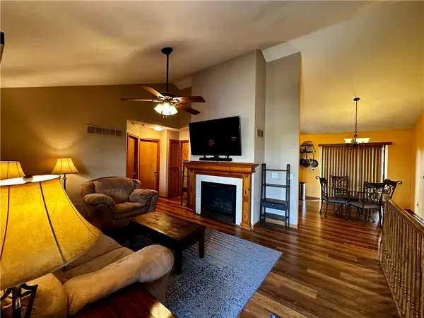 402 Greenspire Street, Excelsior Springs, MO 64024