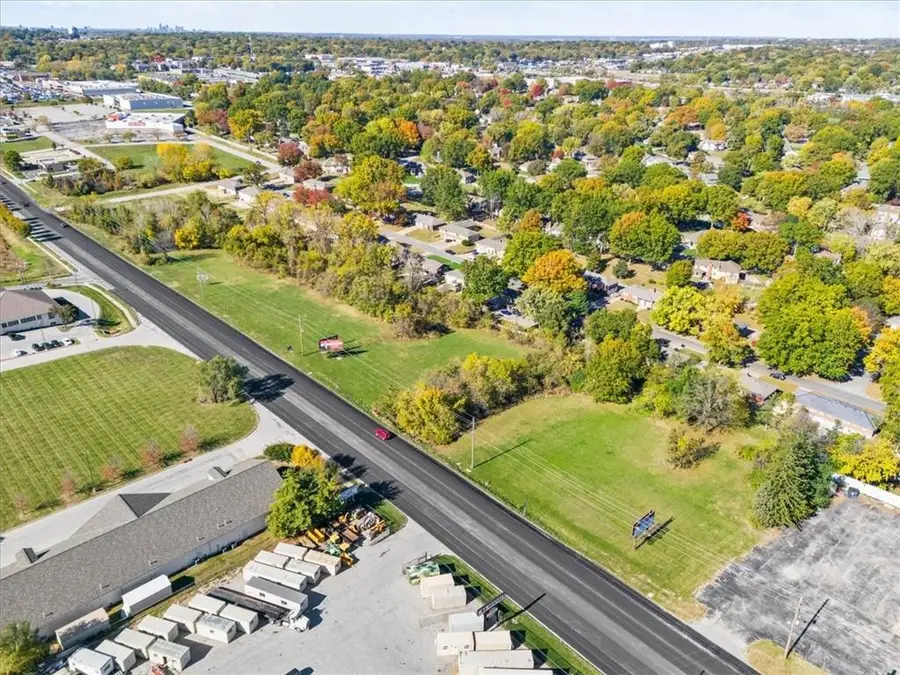 15022 Us-40 Highway, Kansas City, MO 64136 - Image #3