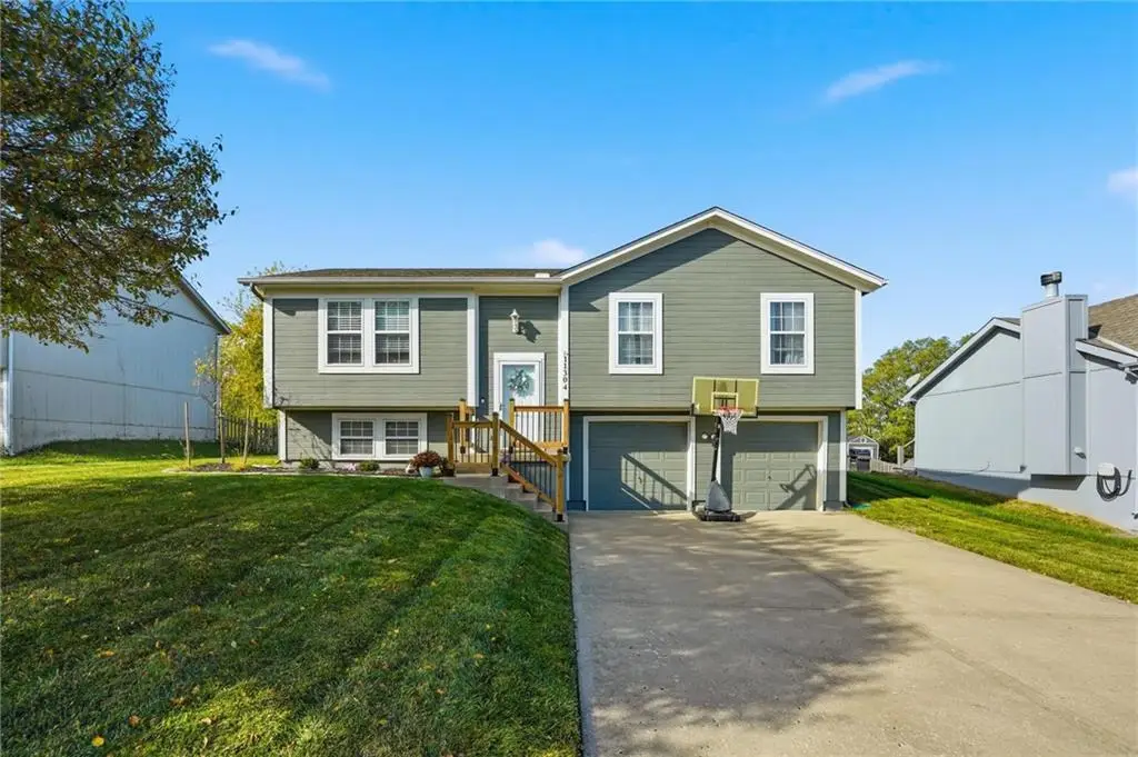 11304 NW Central Street, Kansas City, MO 64155 - Image #1