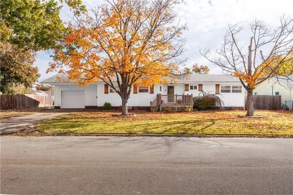 1308 N 7th Street, Neodesha, KS 66757