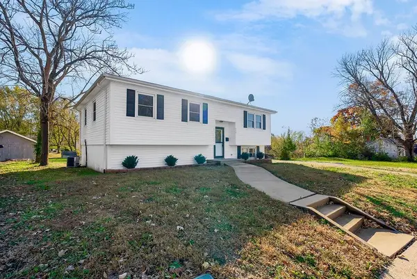 715 S Silver Street, Paola, KS 66071