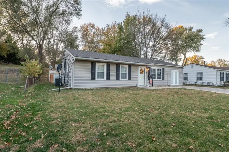 1110 N Swope Drive, Independence, MO 64056 - Image #3