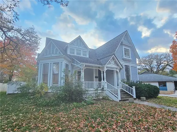 230 W 4th Avenue, Garnett, KS 66032