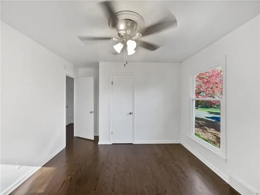 10332 Cherokee Lane, Leawood, KS 66206 - Image #3