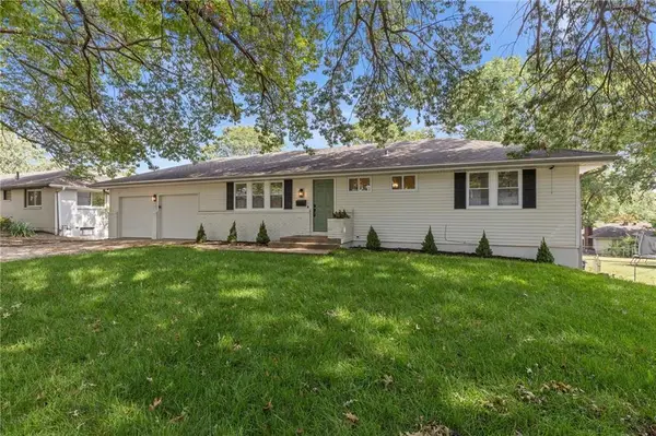 6407 Harvard Avenue, Raytown, MO 64133