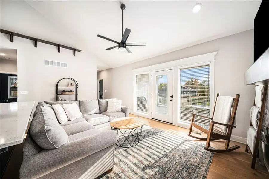 614 Caitlin Court, Excelsior Springs, MO 64024 - Image #3