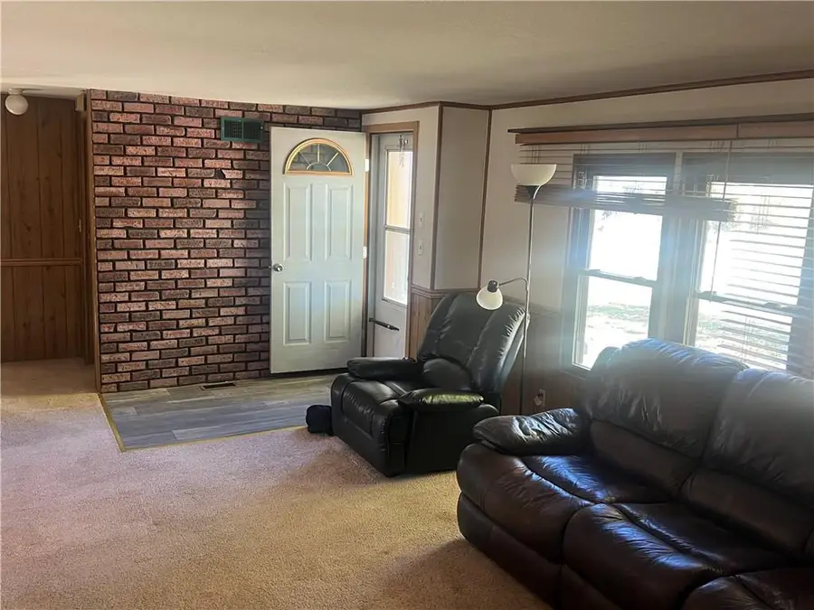 1407 S Lincoln Avenue, La Harpe, KS 66751 - Image #3