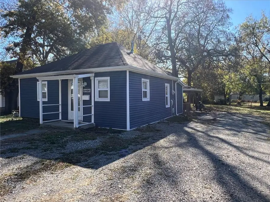 1013 W 2nd Street, Pittsburg, KS 66762 - Image #2