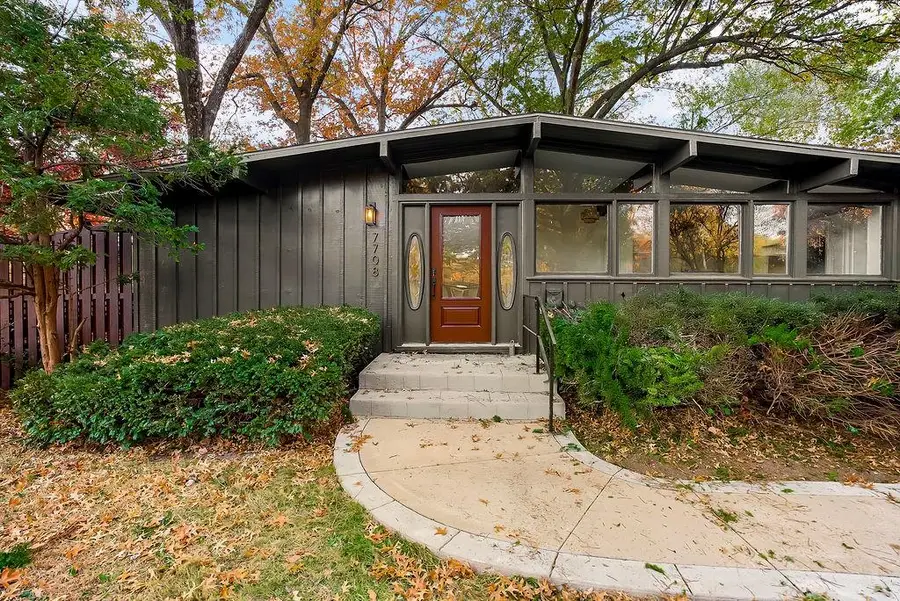 7708 Fairway Street, Prairie Village, KS 66208 - Image #3