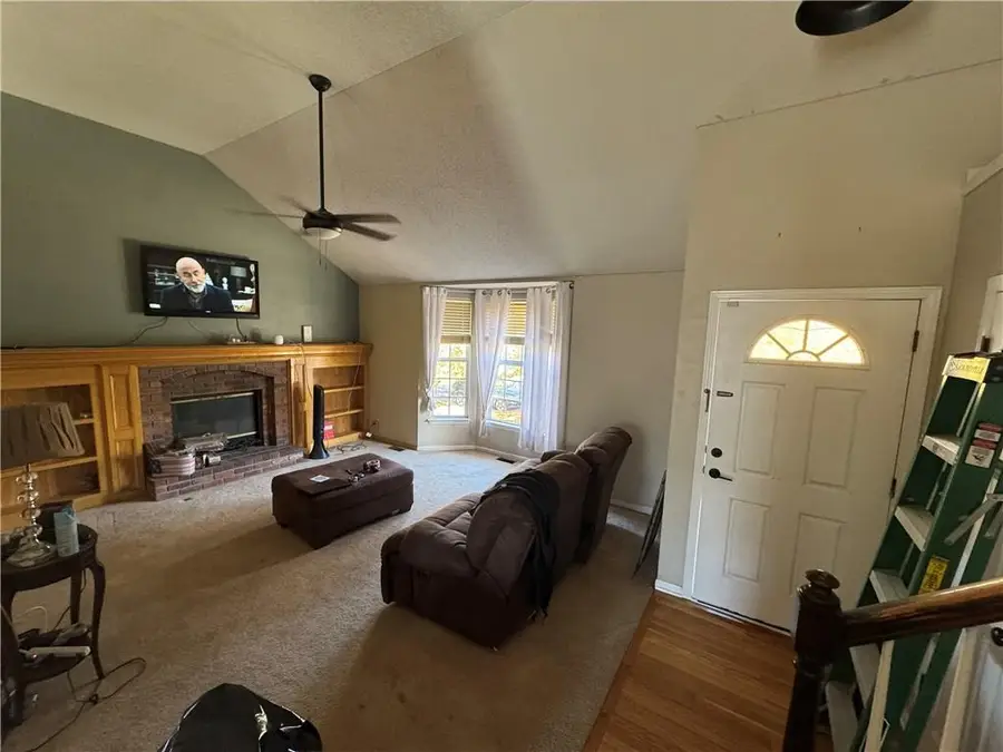 16122 S Cole Street, Olathe, KS 66062 - Image #3