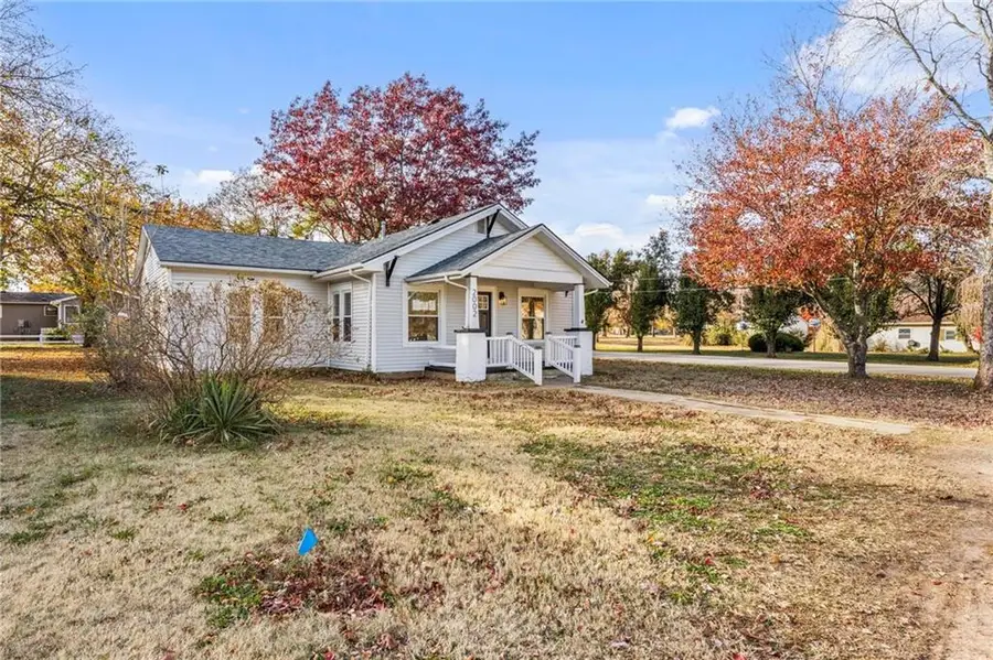 2002 S Holbrook Street, Fort Scott, KS 66701 - Image #3