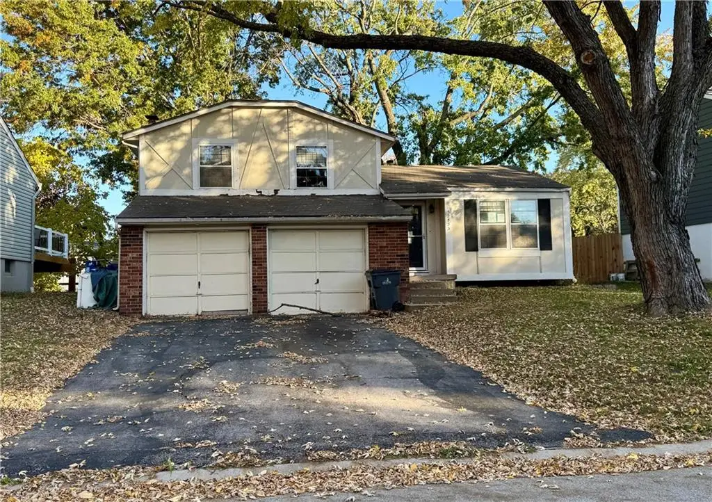 12533 S Locust Street, Olathe, KS 66062 - Image #1