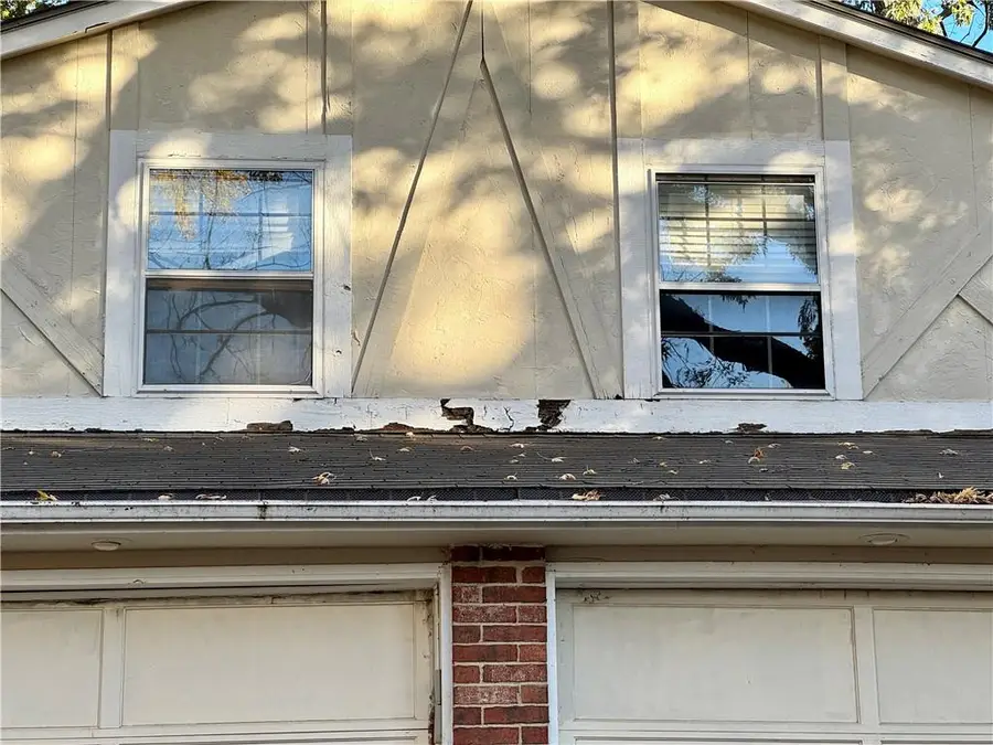 12533 S Locust Street, Olathe, KS 66062 - Image #2