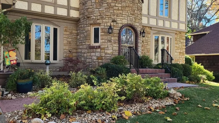 8019 W 113th Street, Overland Park, KS 66210 - Image #2