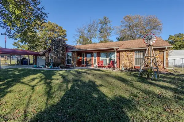 801 N Lee Street, Coffeyville, KS 67337