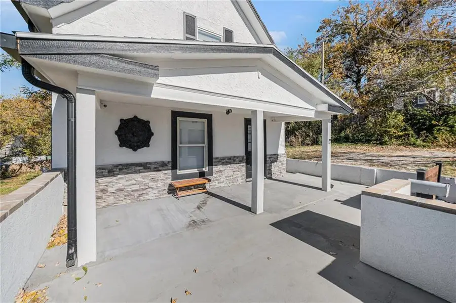 1514 Lowell Avenue, Kansas City, KS 66102 - Image #2