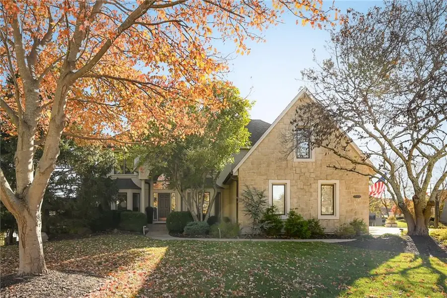 15408 Aberdeen Street, Leawood, KS 66224 - Image #3