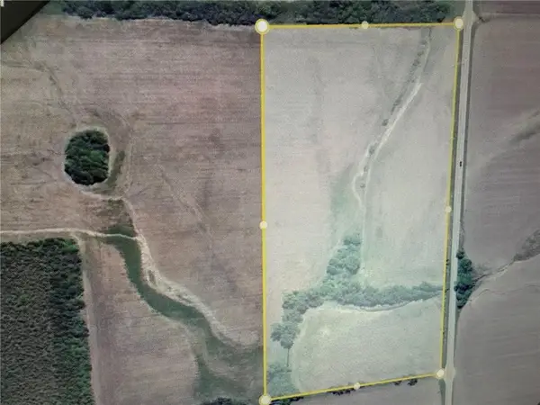 911 W 23rd Street, Ottawa, KS 66067