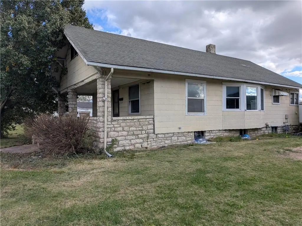 415 E Mill Street, Osawatomie, KS 66064 - Image #1