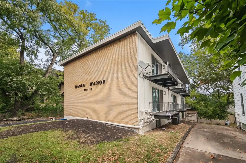 4103-4105 Mcgee Street, Kansas City, MO 64111 - Image #1