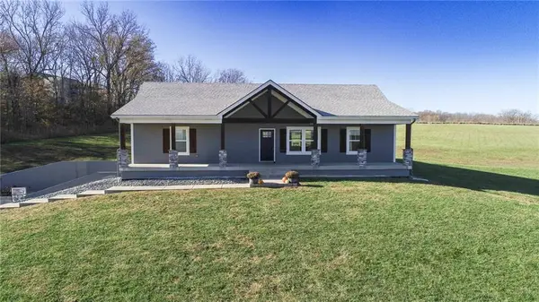 4012 Hackberry Lane, Bates City, MO 64011