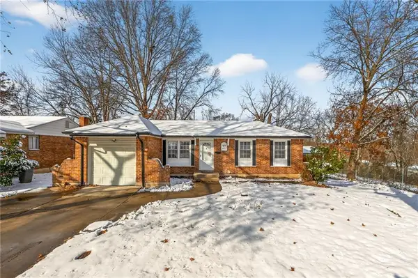 16812 E 35th Street, Independence, MO 64055