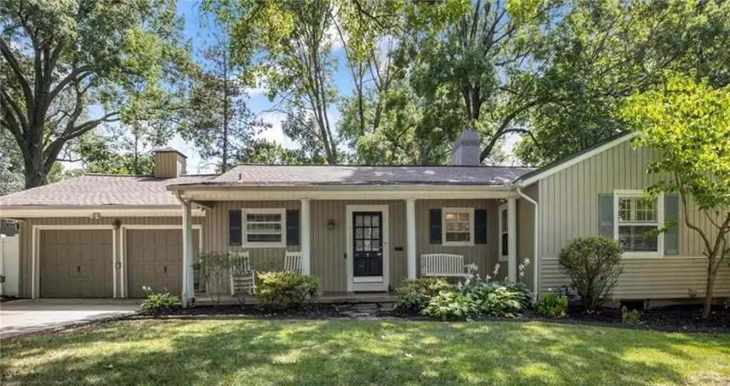 1231 W 70 Terrace, Kansas City, MO 64113 - Image #1