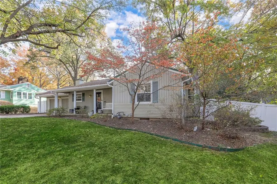 1231 W 70 Terrace, Kansas City, MO 64113 - Image #2