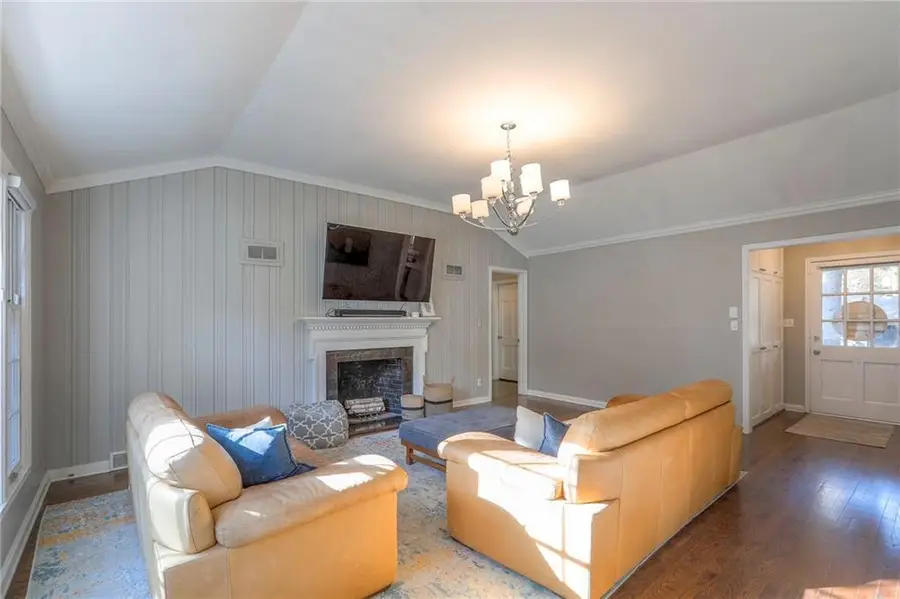 1231 W 70 Terrace, Kansas City, MO 64113 - Image #3