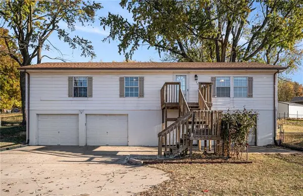 1801 N Davidson Road, Independence, MO 64058