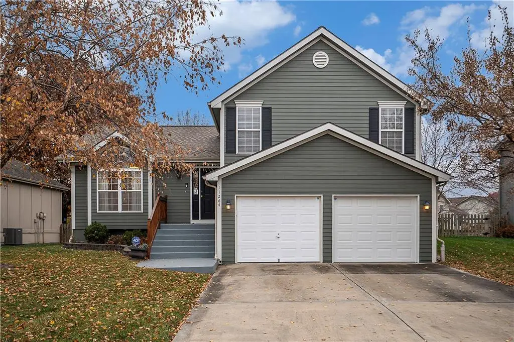 11264 N Summit Street, Kansas City, MO 64155 - Image #1