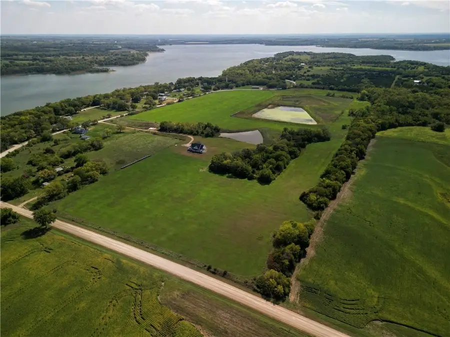 21017 S Ratner Road, Overbrook, KS 66524 - Image #2