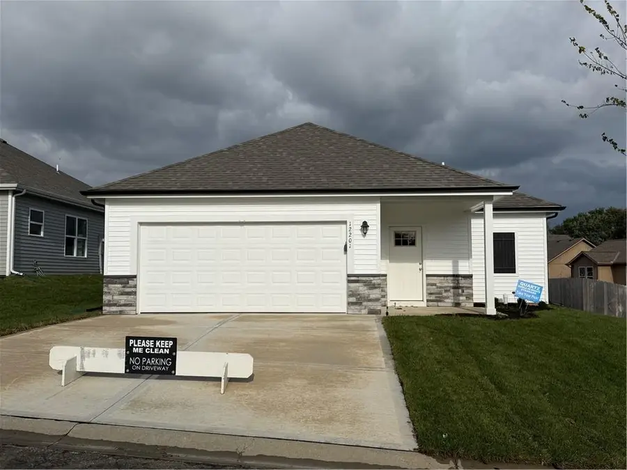 12201 N Rhode Court, Kansas City, MO 64163 - Image #2