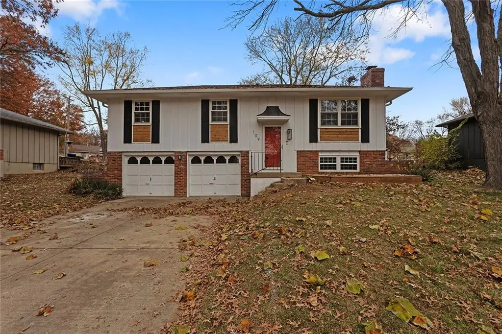 109 SE Castlerock Drive, Blue Springs, MO 64014 - Image #1