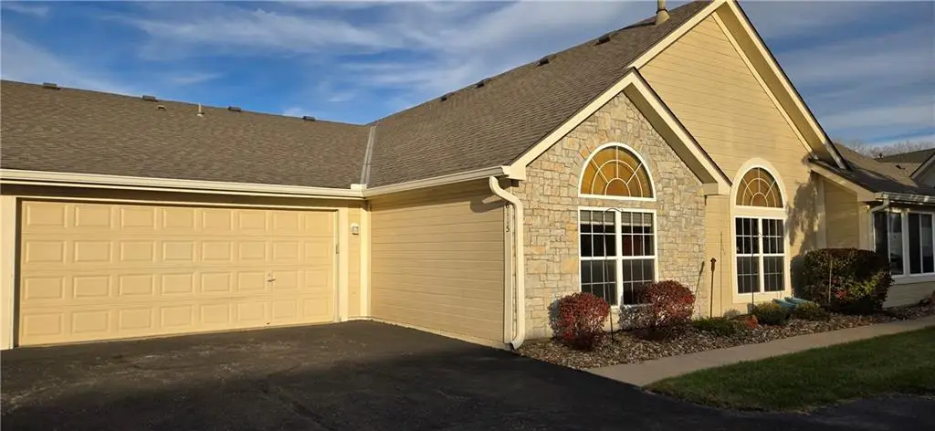 6115 NE Kensington Drive, Lees Summit, MO 64064 - Image #1