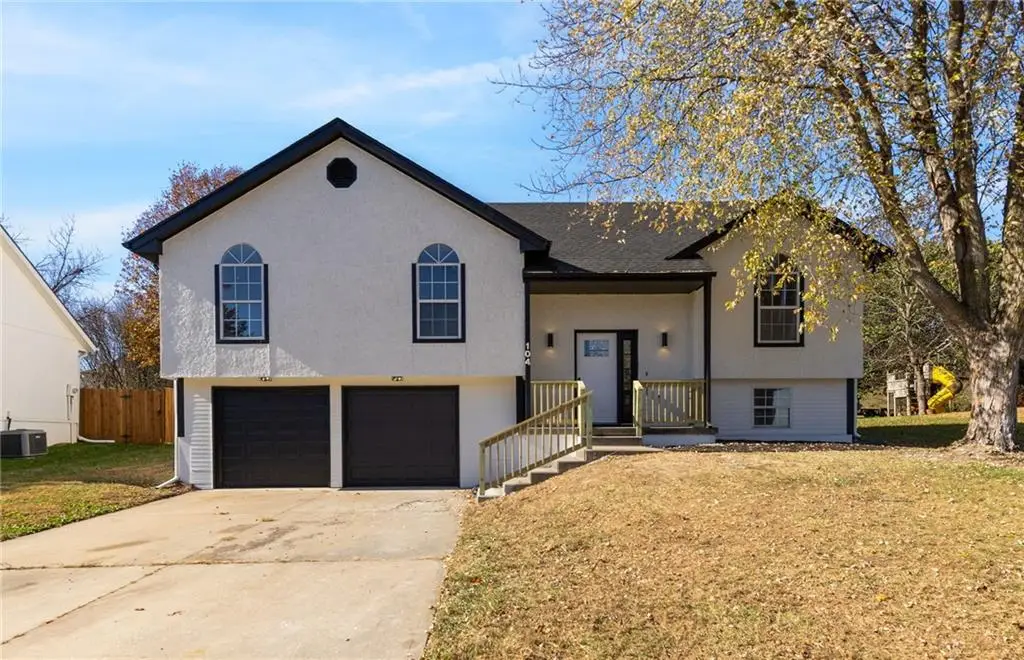 104 N Darrowby Drive, Raymore, MO 64083 - Image #1