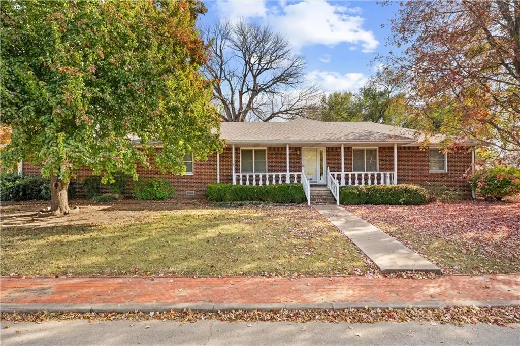 301 S Spring Street, Caney, KS 67333 - Image #1