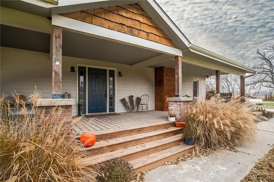 3958 Louisiana Road, Ottawa, KS 66067 - Image #2