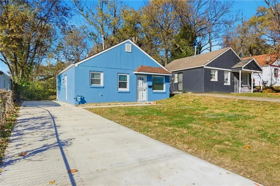 4218 Cleveland Avenue, Kansas City, MO 64130 - Image #3