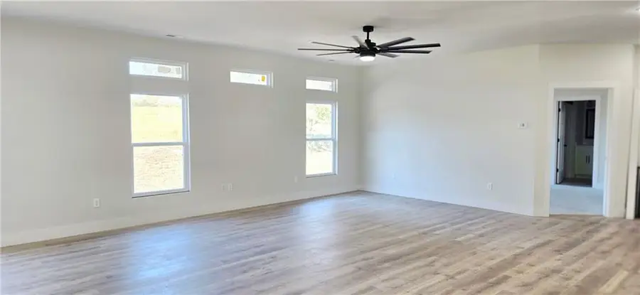 204 Sellman Street, Warrensburg, MO 64093 - Image #2