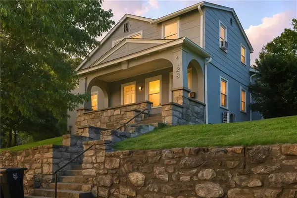 4128 Locust Street, Kansas City, MO 64110