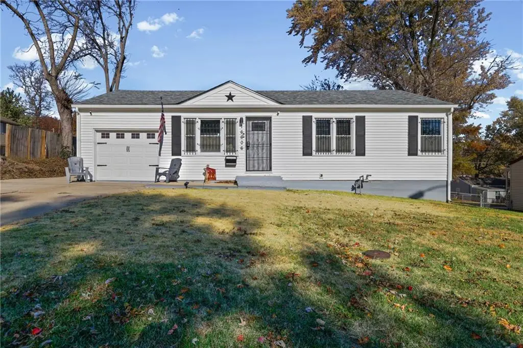 16606 E Salisbury Road, Independence, MO 64056 - Image #1
