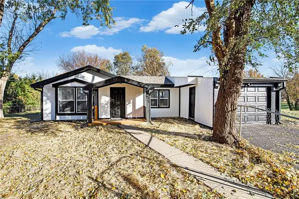 7922 E 58th Street, Kansas City, MO 64129