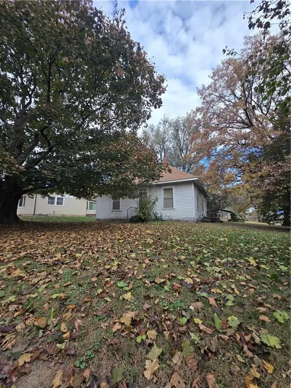 806 Park Street, Tarkio, MO 64491