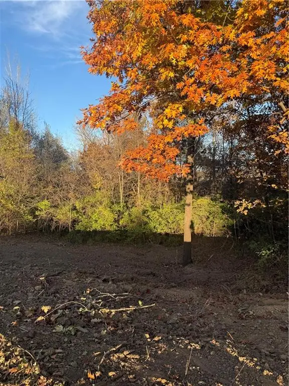 1942 Edgewood Drive, Leavenworth, KS 66048