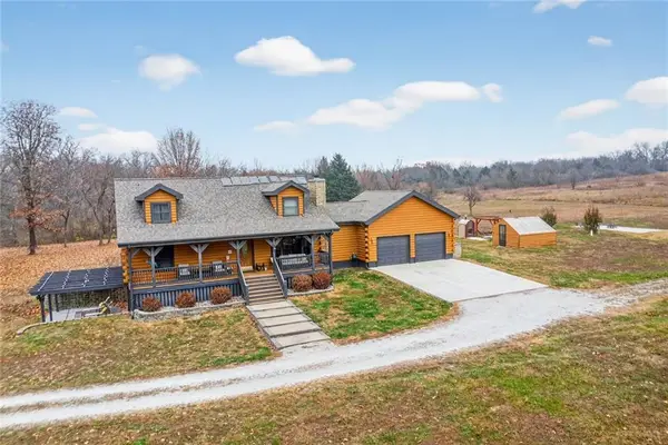 3799 Indiana Road, Pomona, KS 66076