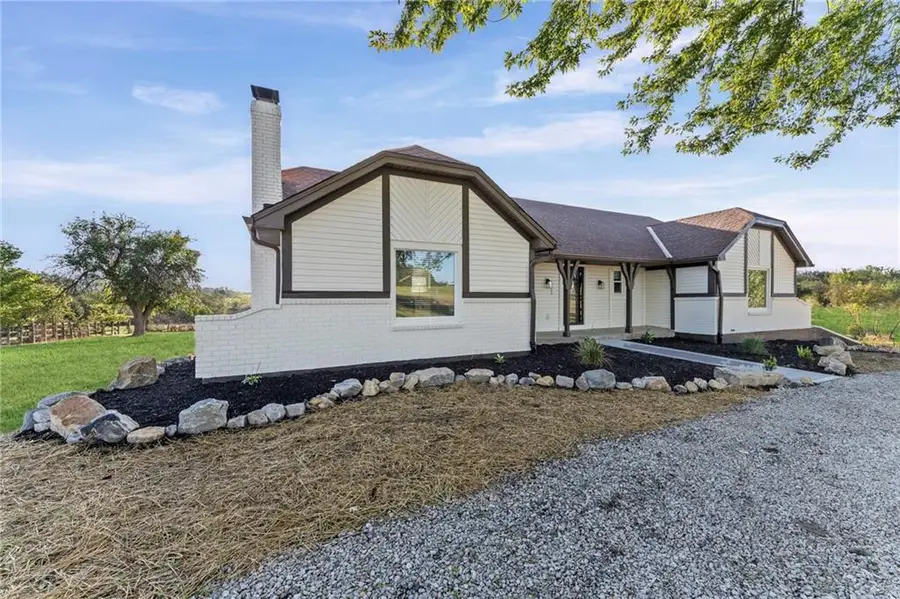 4613 SE Atchison Road, Lathrop, MO 64465 - Image #2