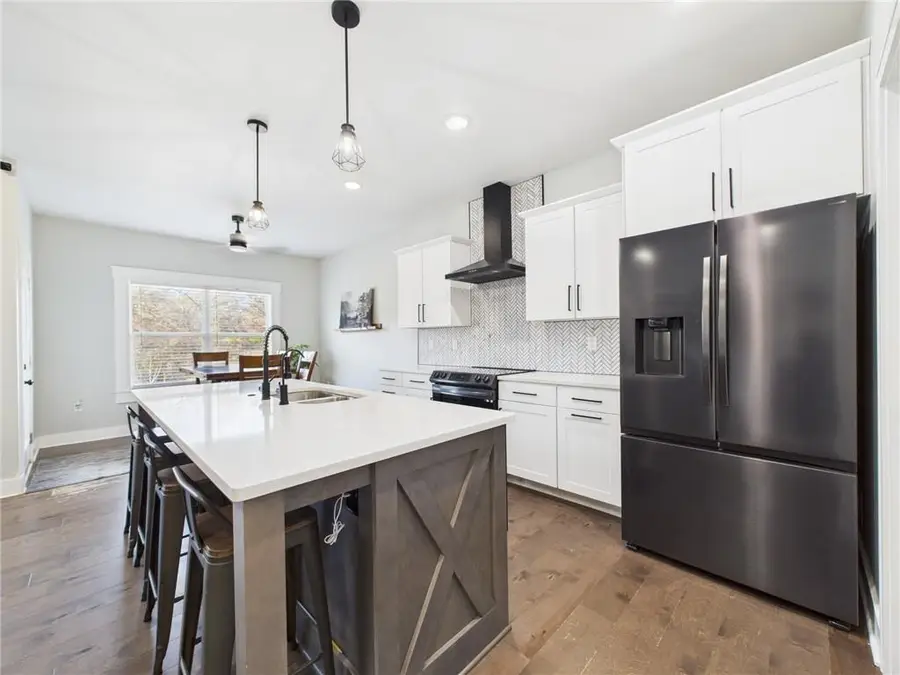 110 Newberry Court, Knob Noster, MO 65336 - Image #2